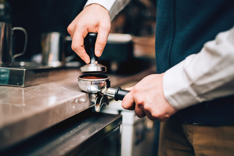 Crafting the Perfect Americano: A Comprehensive Guide